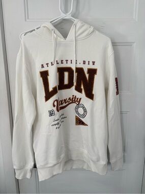 Cream Crewneck Sweater with Brown Varsity LDN Appliqué